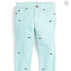 ☆ Vineyard Vines Whale Embroidered Pants ☆